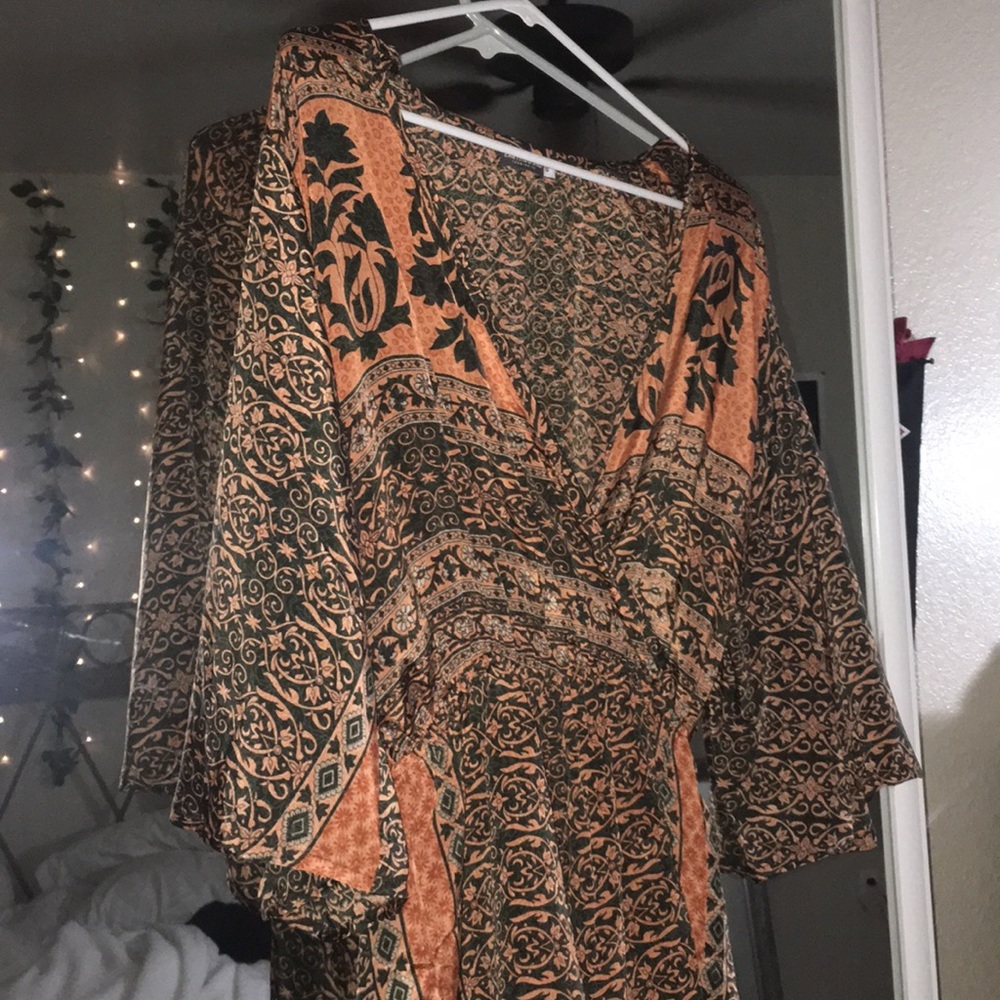 EarthBound Traiding Co. Romper Size Small